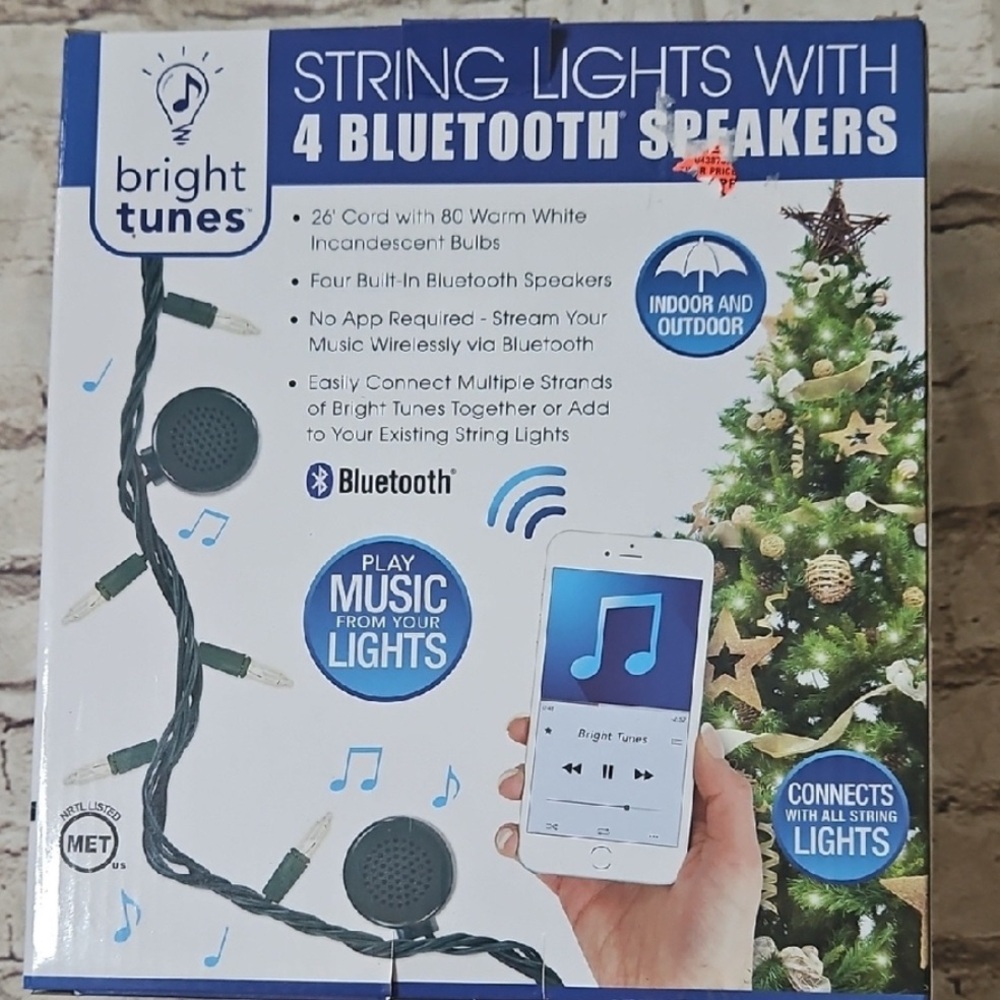 Bright tunes string lights with 4 Bluetooth Speakers